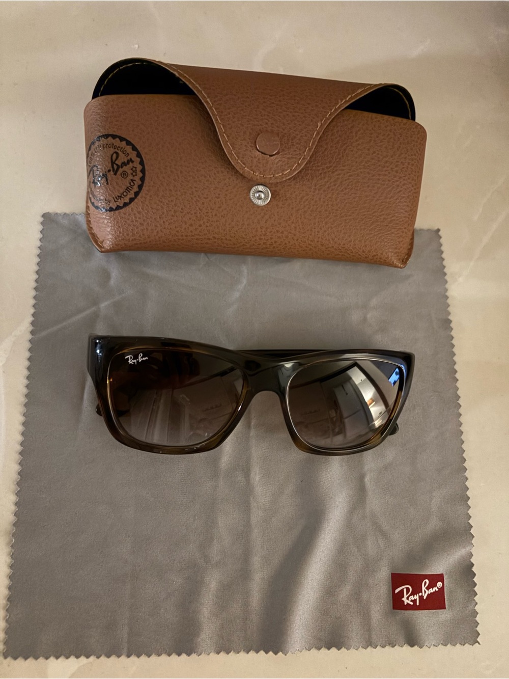 Ray-Ban Women’s Brown Gradient Cat-Eye Sunglasses with Brown Case